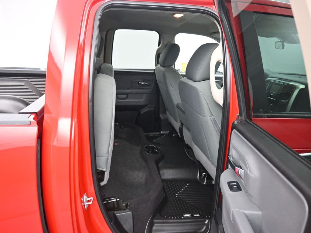 2018 RAM 1500 SLT, photo 36 of 57