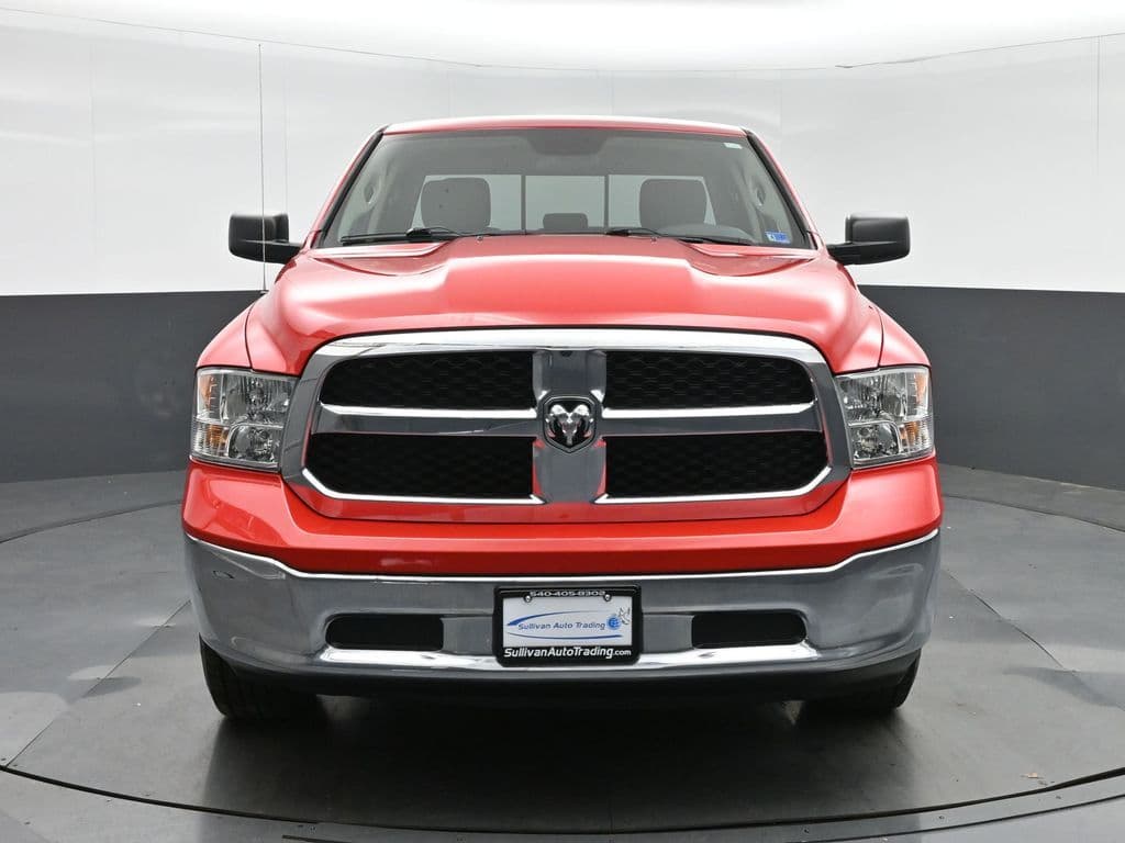 2018 RAM 1500 SLT, photo 2 of 57