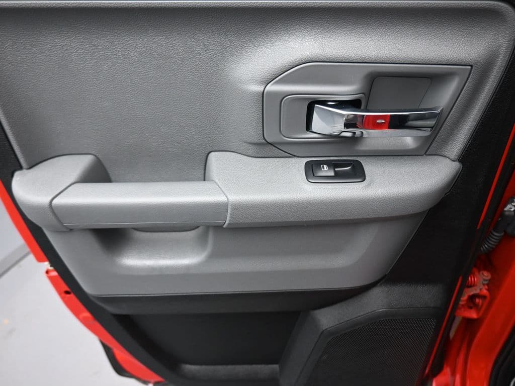 2018 RAM 1500 SLT, photo 29 of 57