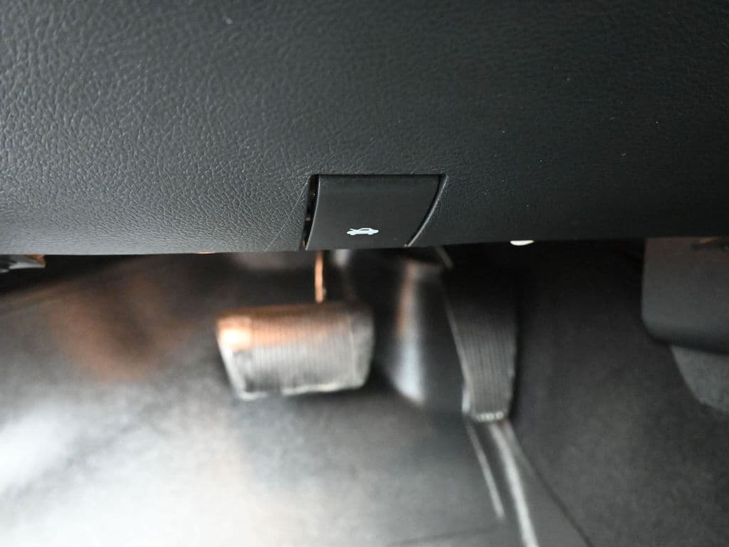 2018 RAM 1500 SLT, photo 26 of 57