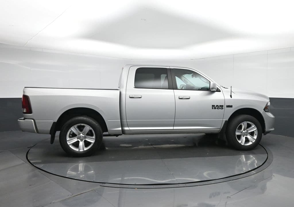 2016 RAM 1500 Sport, photo 8 of 74