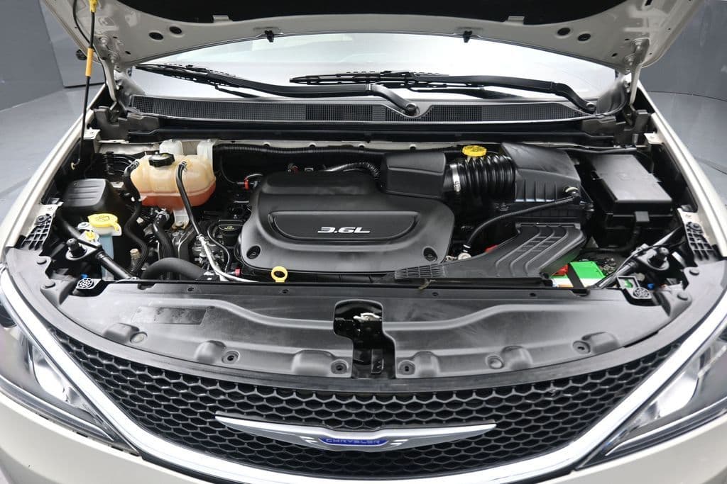 2016 RAM 1500 Sport, photo 22 of 74