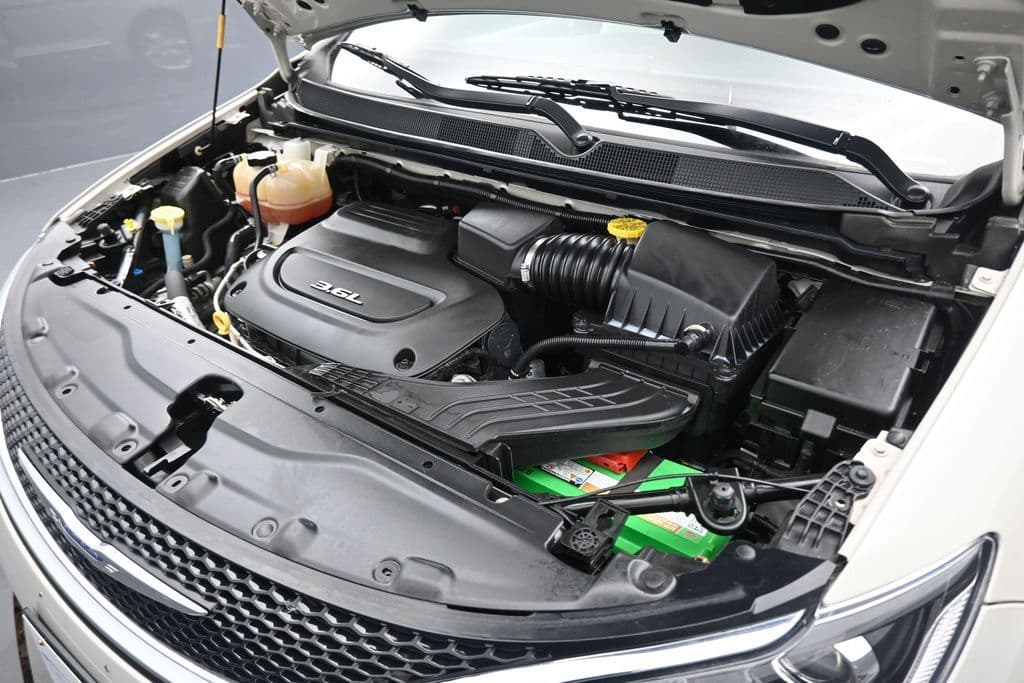 2016 RAM 1500 Sport, photo 23 of 74