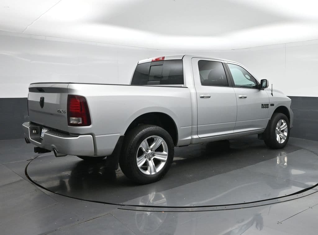 2016 RAM 1500 Sport, photo 7 of 74