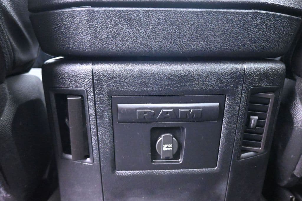 2016 RAM 1500 Sport, photo 48 of 74