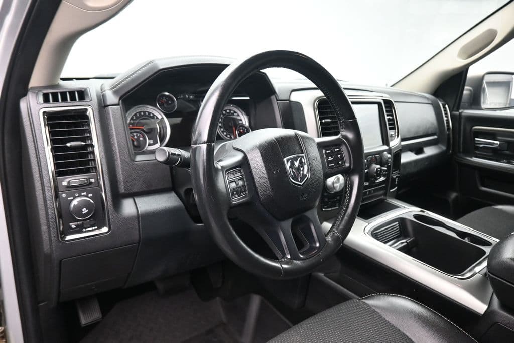 2016 RAM 1500 Sport, photo 30 of 74