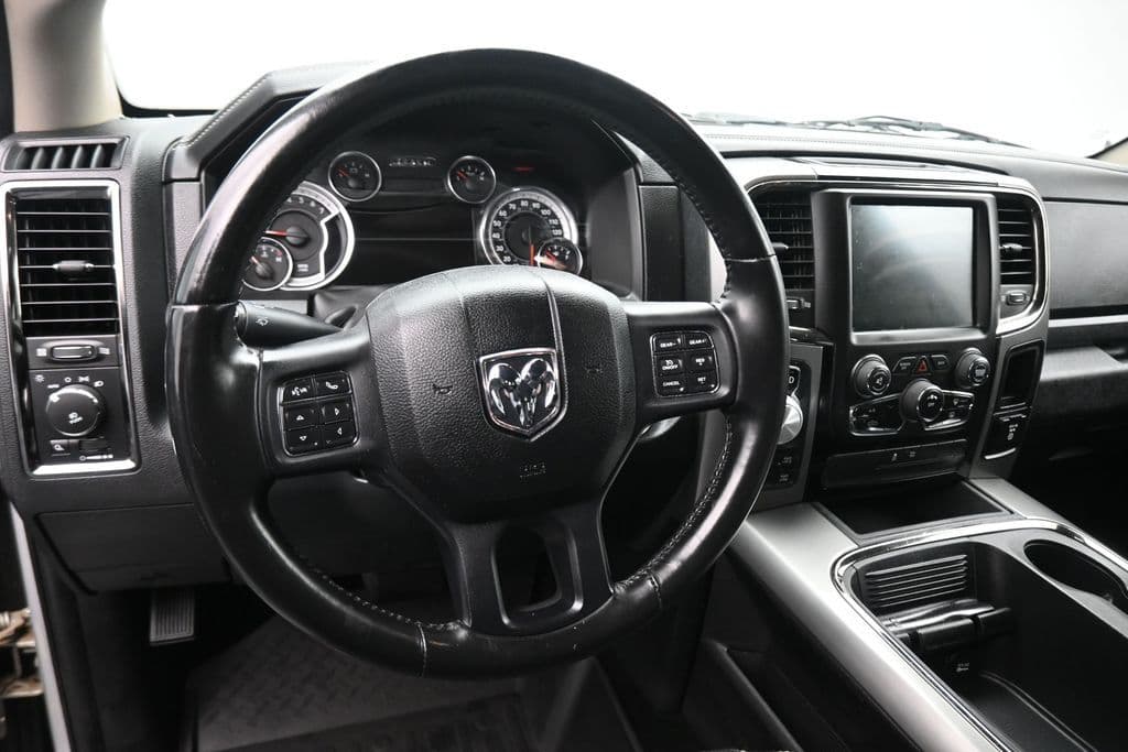 2016 RAM 1500 Sport, photo 31 of 74
