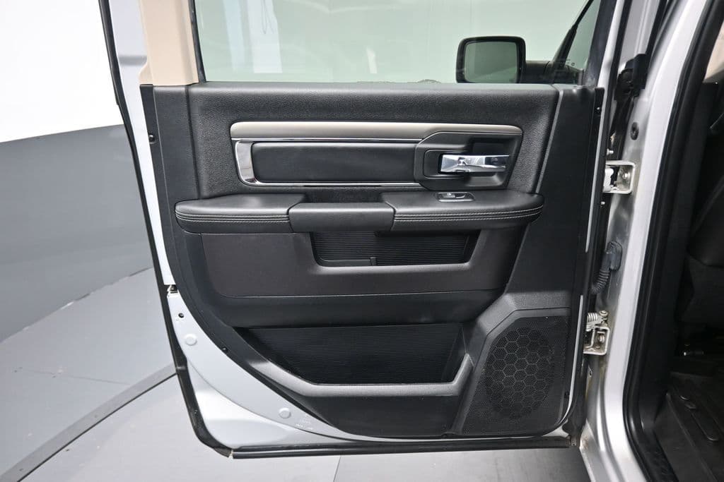 2016 RAM 1500 Sport, photo 43 of 74