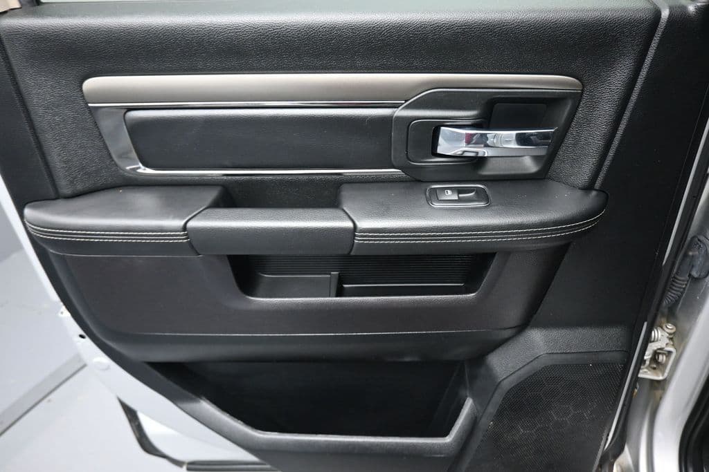 2016 RAM 1500 Sport, photo 44 of 74