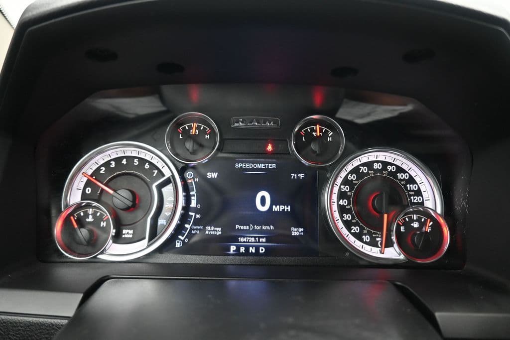 2016 RAM 1500 Sport, photo 32 of 74