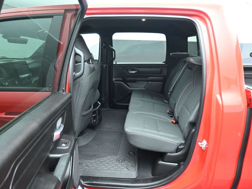 2025 RAM 1500 Tradesman, photo 35 of 64