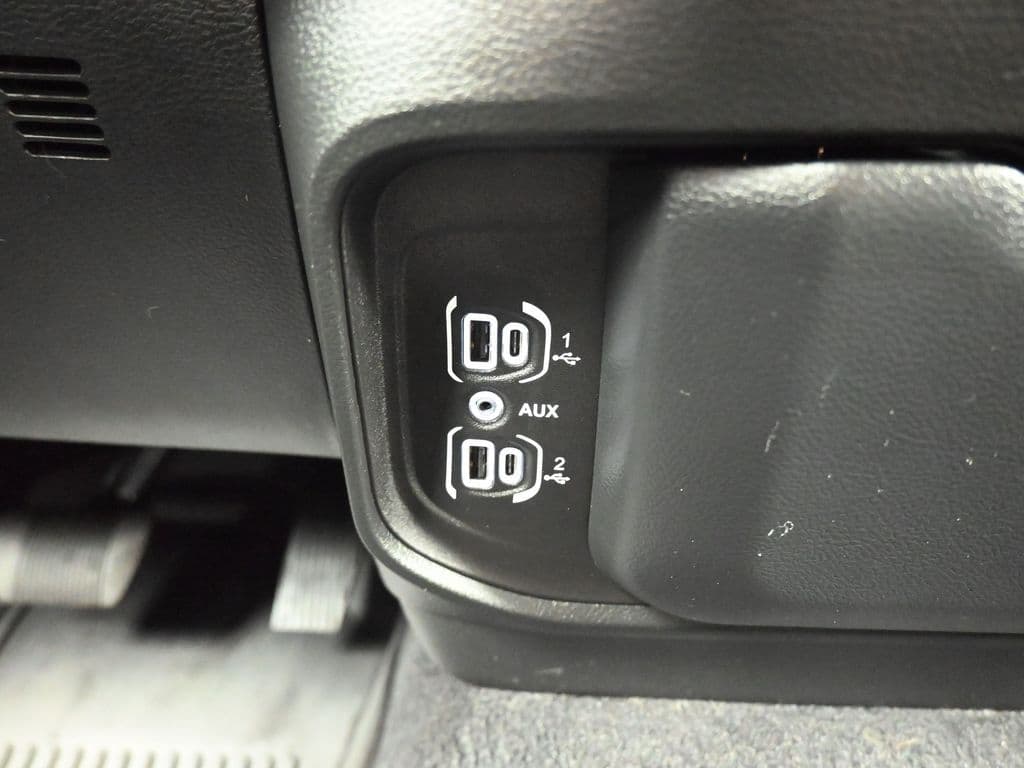 2025 RAM 1500 Tradesman, photo 25 of 64