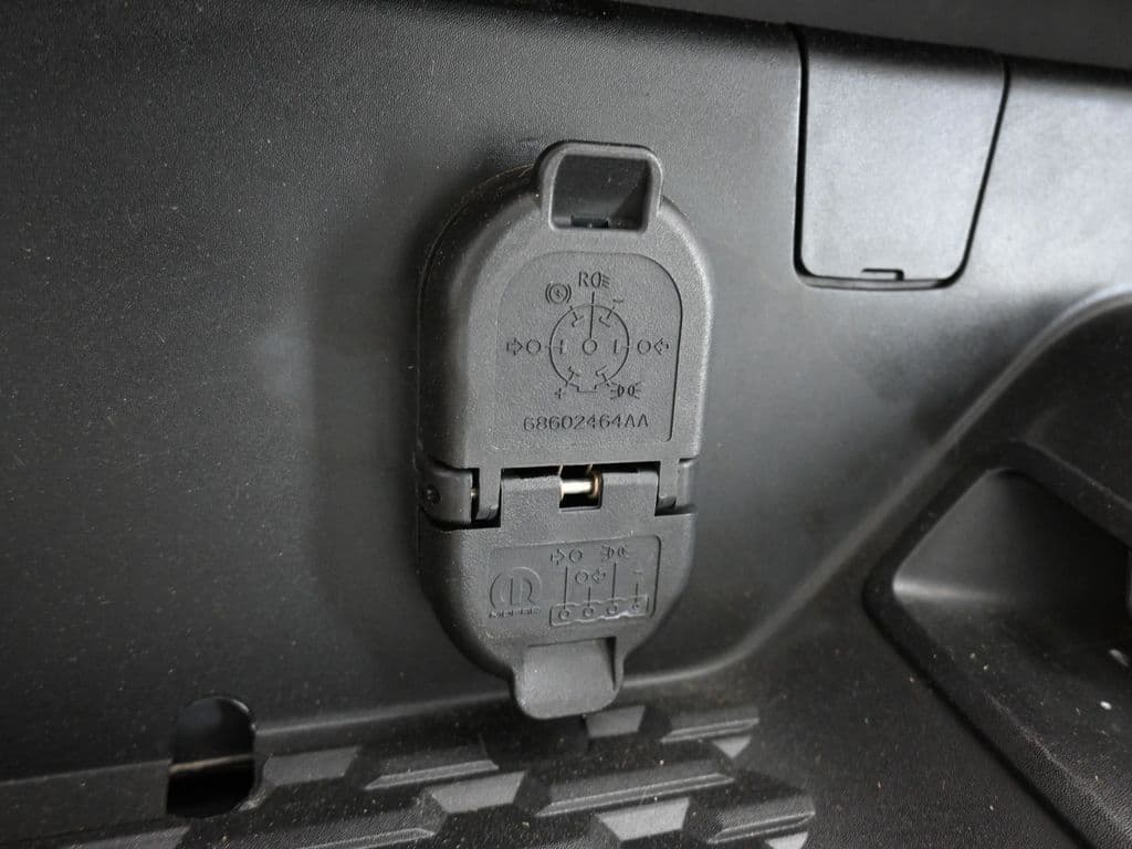 2025 RAM 1500 Tradesman, photo 50 of 64