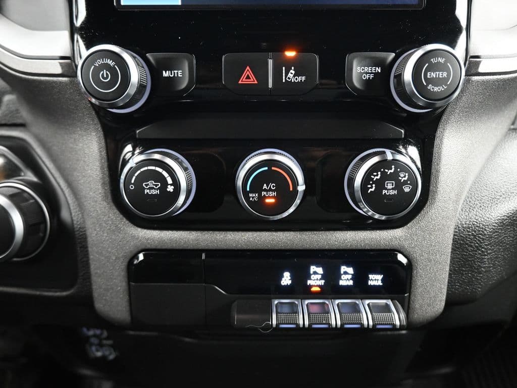 2025 RAM 1500 Tradesman, photo 21 of 64