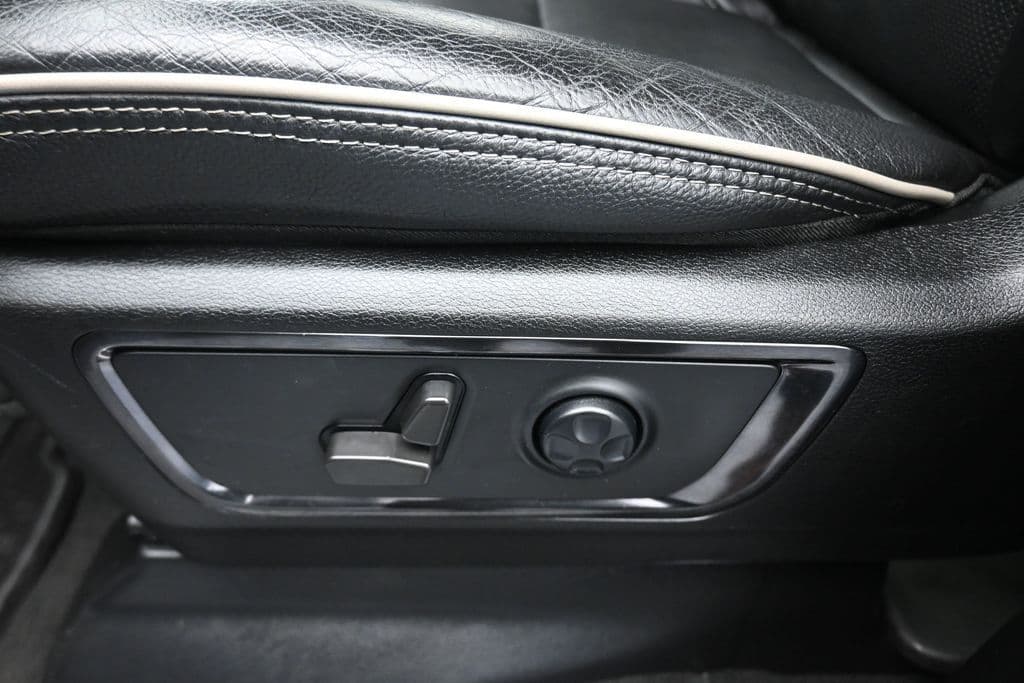 2022 RAM 1500 Limited, photo 12 of 61