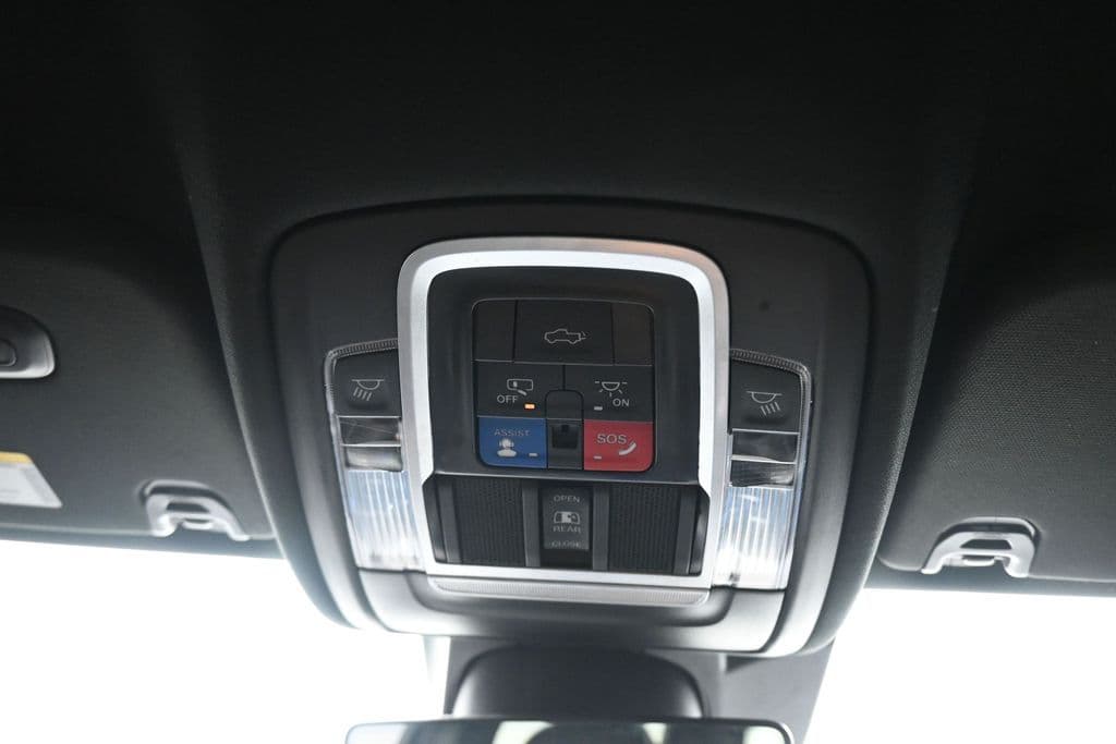 2022 RAM 1500 Limited, photo 24 of 61