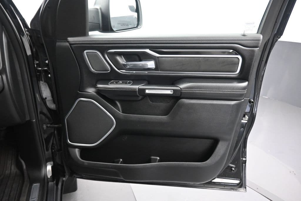 2021 RAM 1500 Laramie, photo 45 of 70