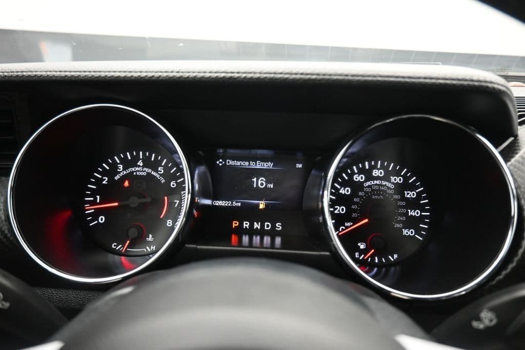2016 Ford Mustang V6, photo 15 of 52