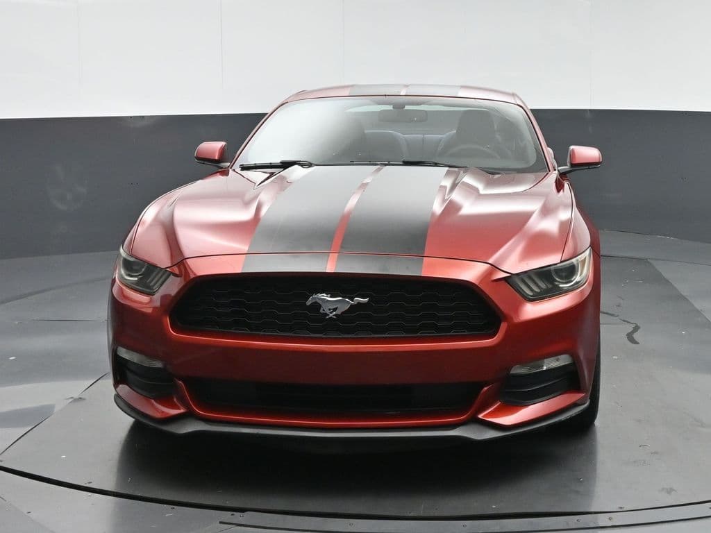 2016 Ford Mustang V6, photo 2 of 52