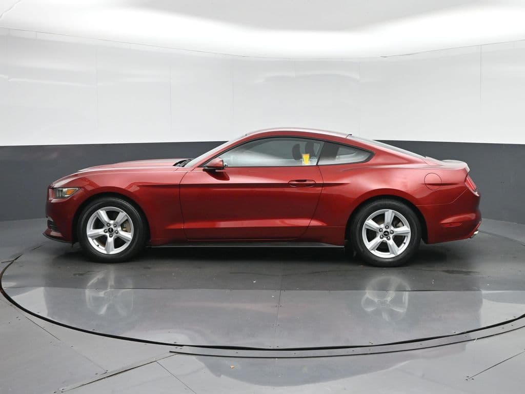 2016 Ford Mustang V6, photo 4 of 52