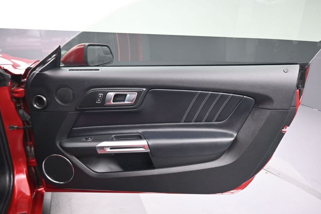 2020 Ford Mustang GT Premium, photo 34 of 55