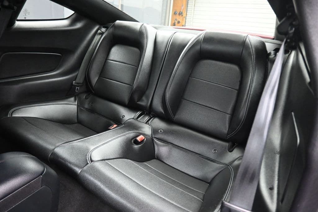 2020 Ford Mustang GT Premium, photo 33 of 55
