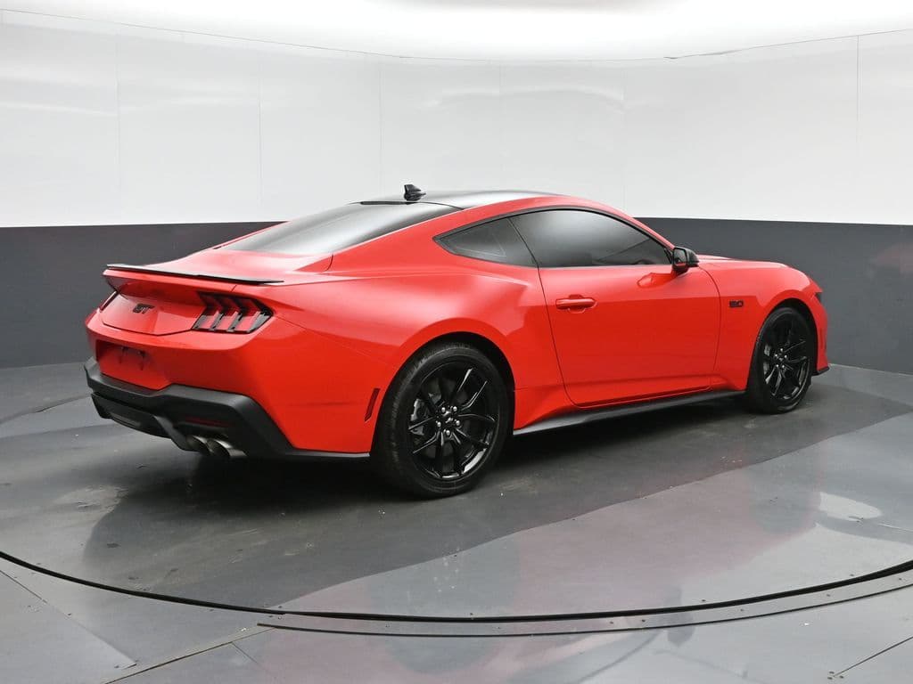 2025 Ford Mustang GT Premium, photo 7 of 56