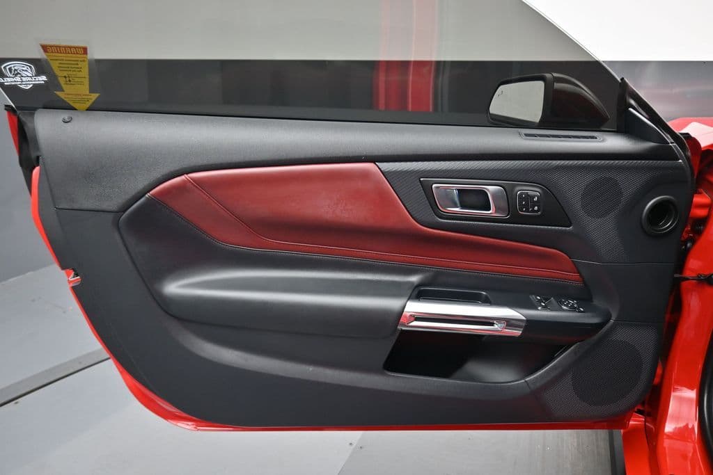 2025 Ford Mustang GT Premium, photo 9 of 56