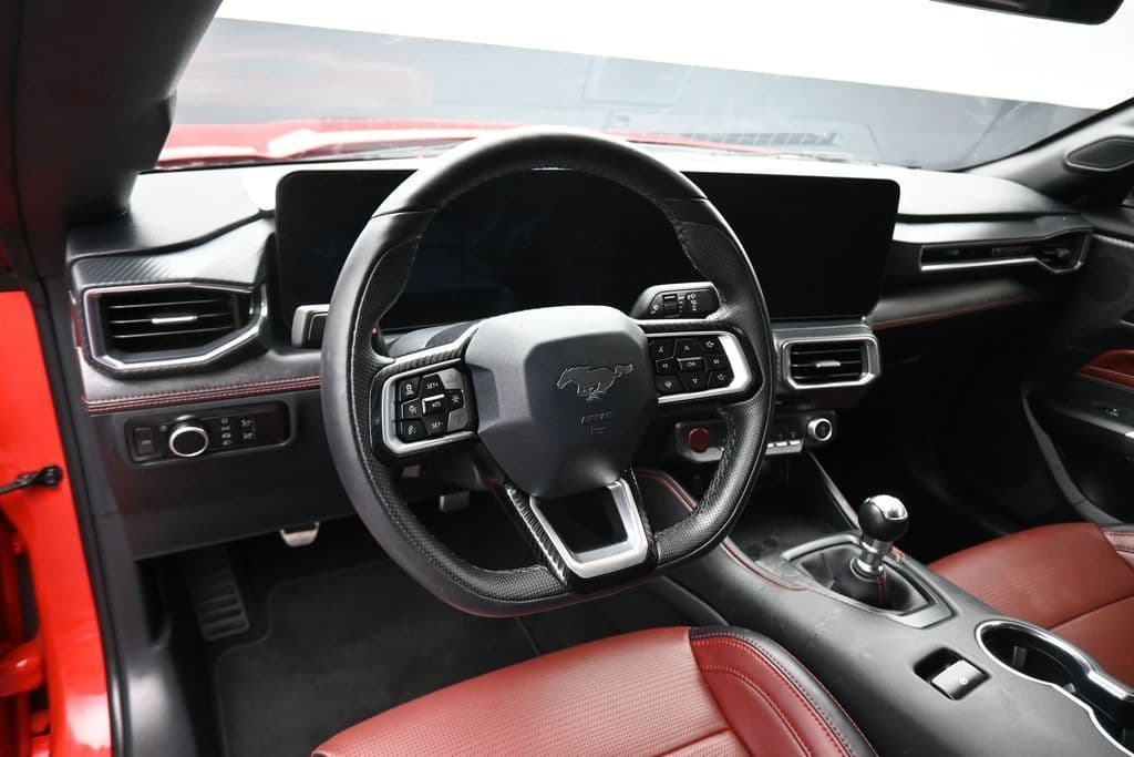 2025 Ford Mustang GT Premium, photo 13 of 56