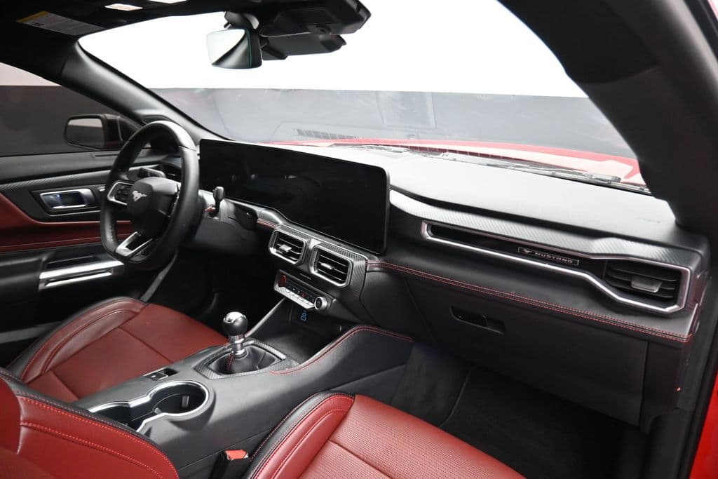 2025 Ford Mustang GT Premium, photo 42 of 56