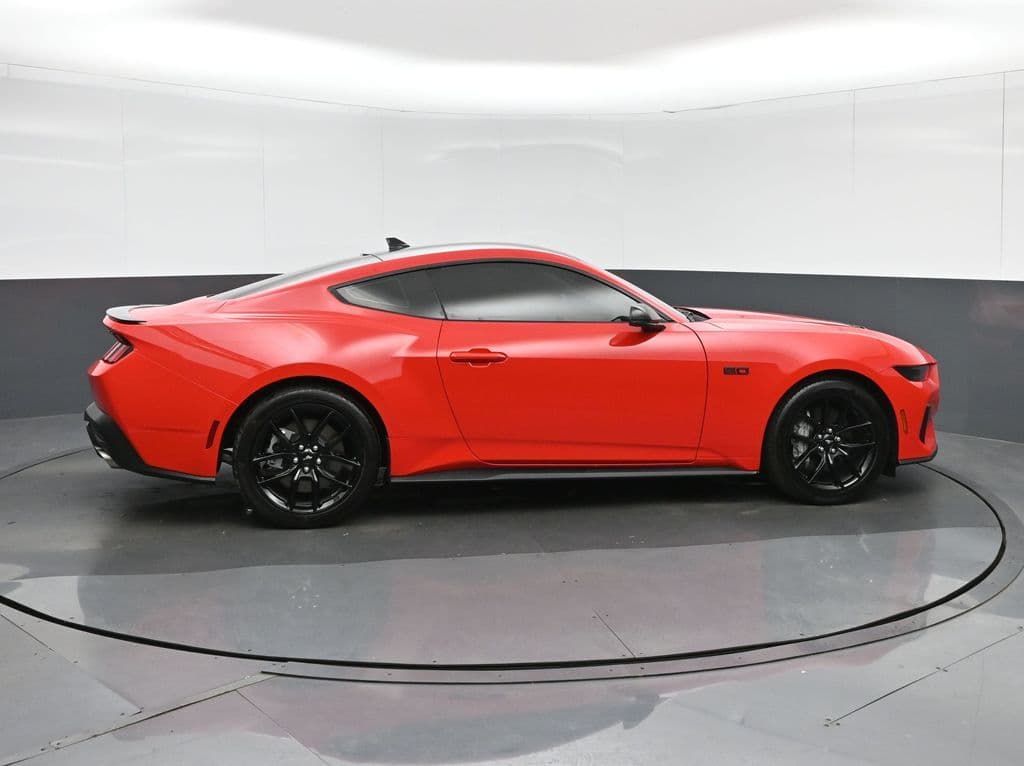 2025 Ford Mustang GT Premium, photo 8 of 56