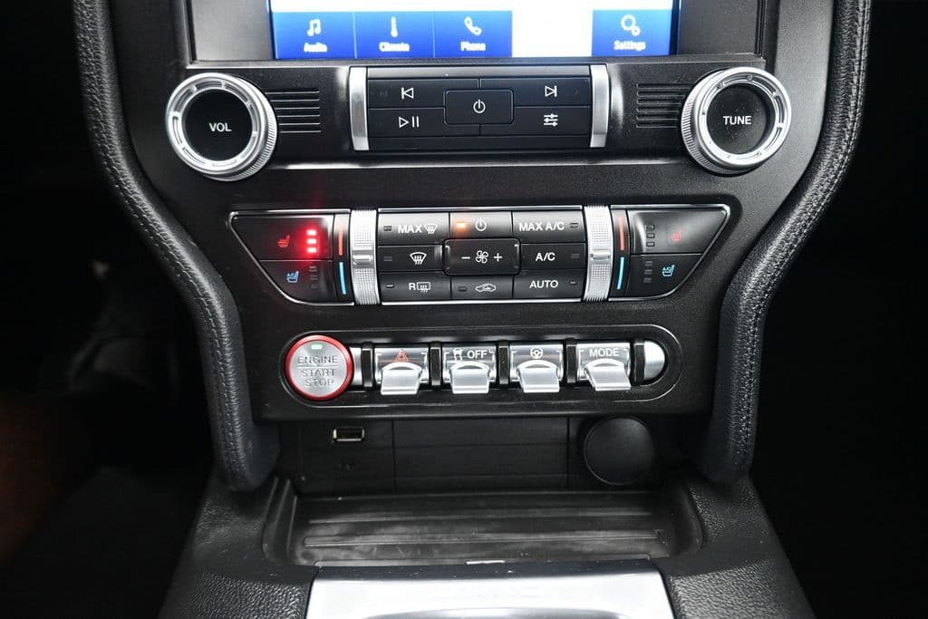 2019 Ford Mustang EcoBoost Premium, photo 20 of 47