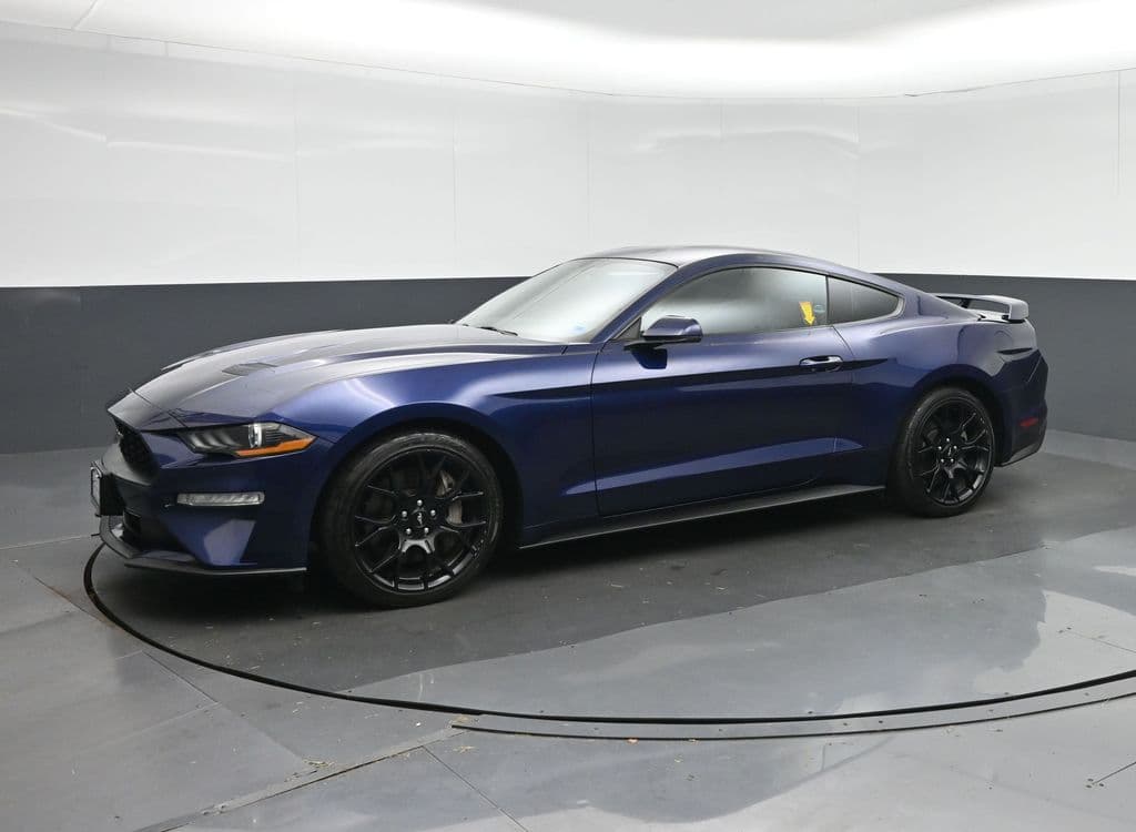 2019 Ford Mustang EcoBoost Premium, photo 3 of 47