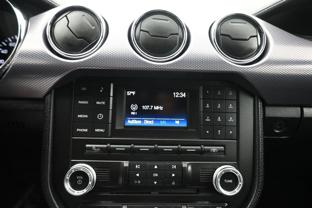 2017 Ford Mustang EcoBoost, photo 16 of 47