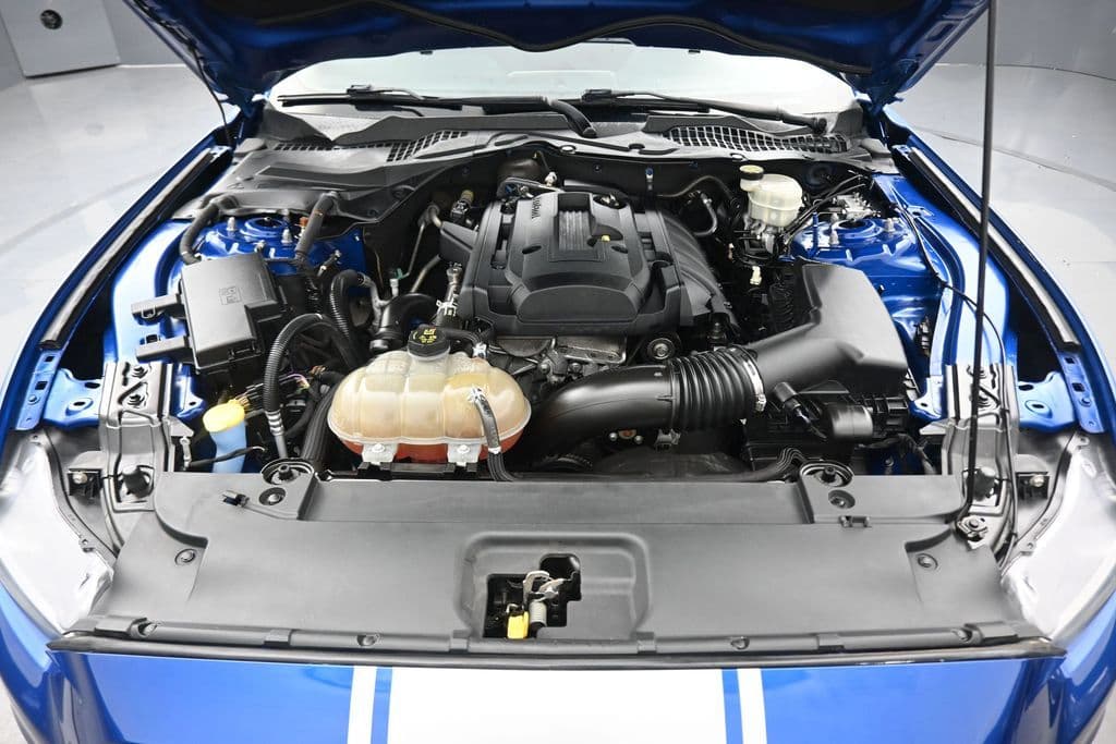 2017 Ford Mustang EcoBoost, photo 40 of 47