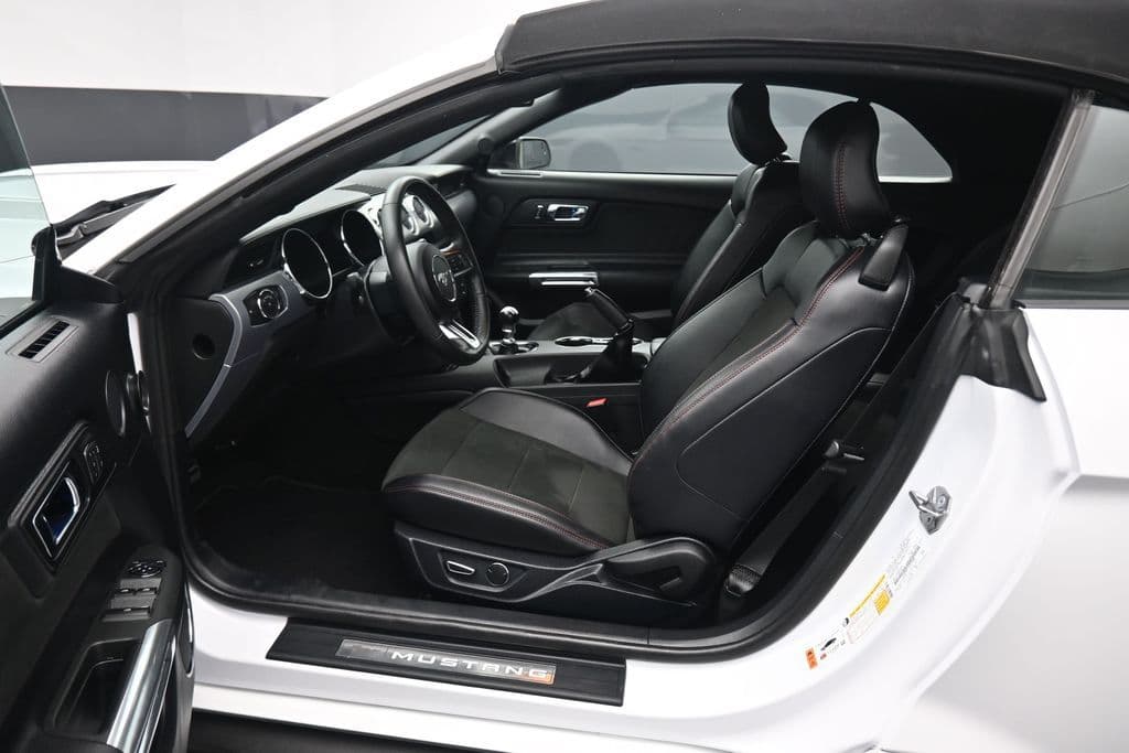 2016 Ford Mustang GT Premium California Special, photo 11 of 56