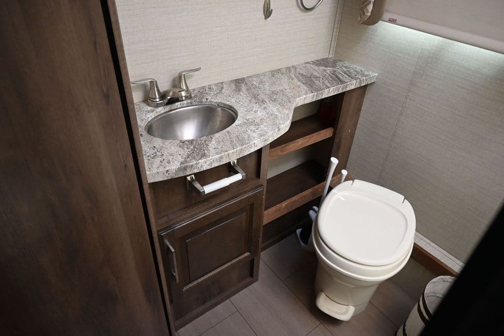 2017 Ford E-450SD Base Jayco RV, photo 45 of 79