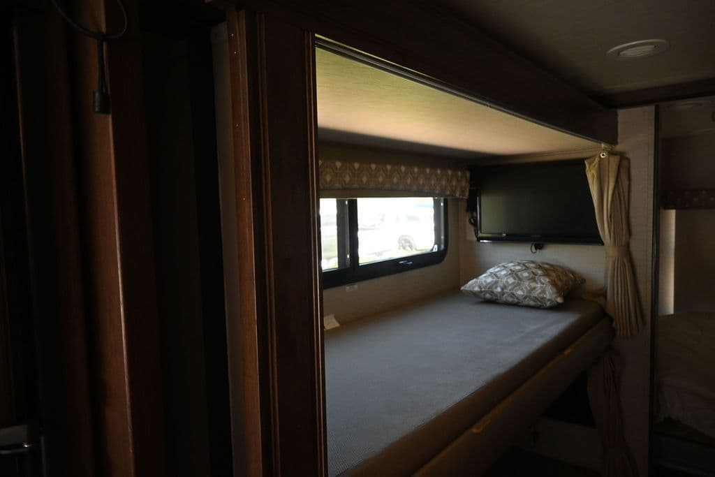 2017 Ford E-450SD Base Jayco RV, photo 40 of 79