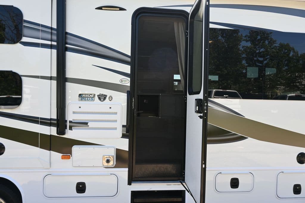 2017 Ford E-450SD Base Jayco RV, photo 20 of 79