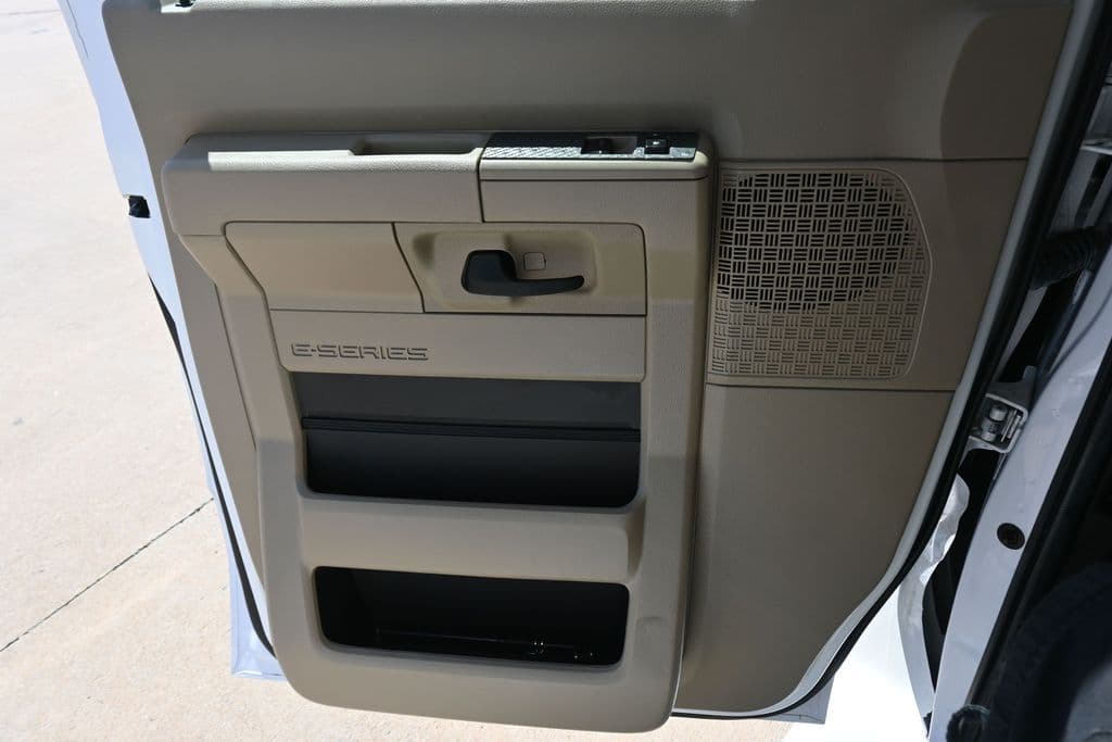2017 Ford E-450SD Base Jayco RV, photo 3 of 79