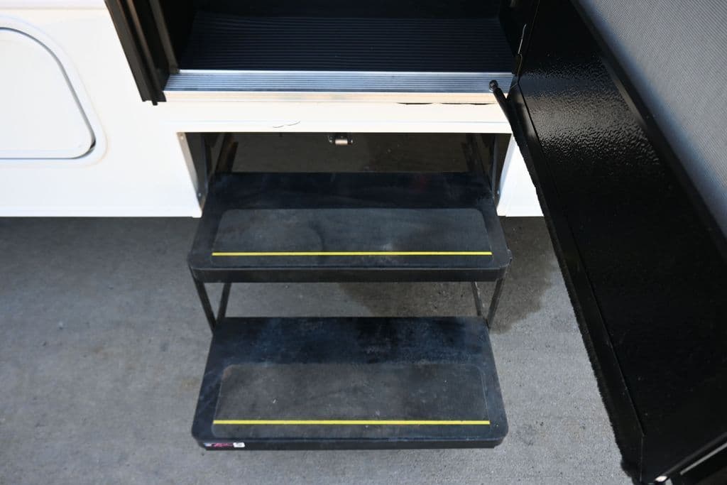 2017 Ford E-450SD Base Jayco RV, photo 21 of 79