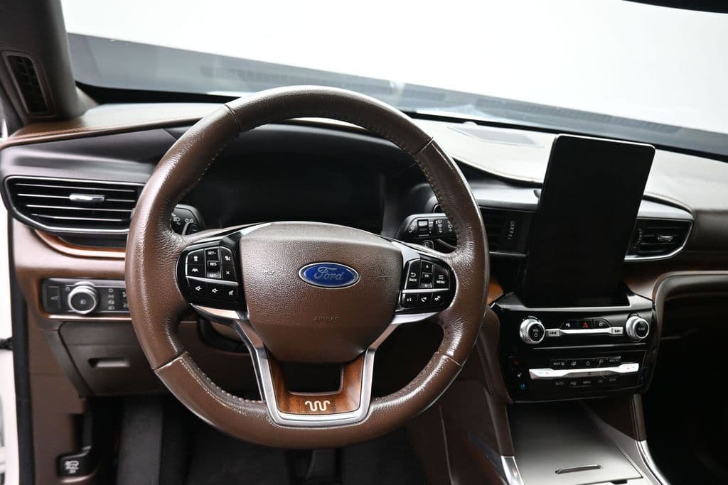 2021 Ford Explorer King Ranch, photo 14 of 81