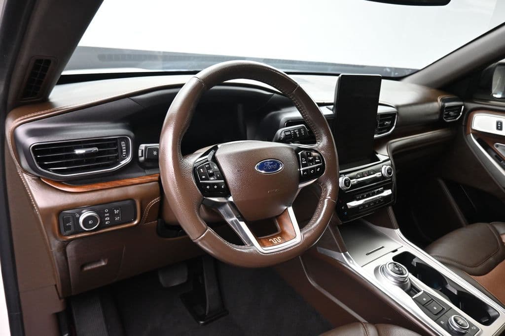 2021 Ford Explorer King Ranch, photo 13 of 81