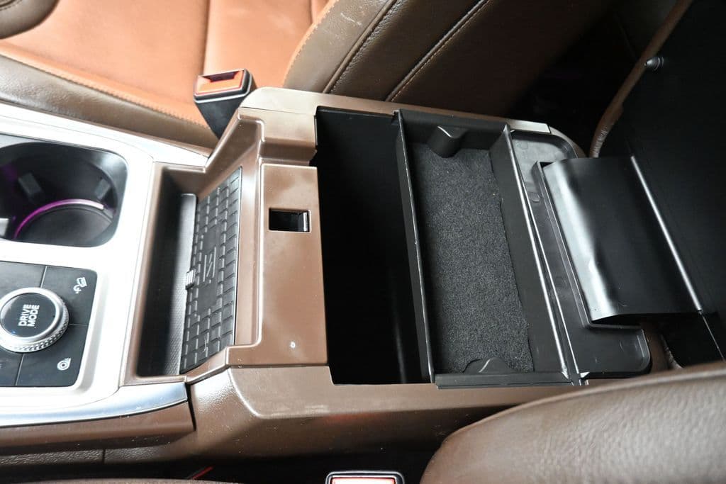 2021 Ford Explorer King Ranch, photo 27 of 81
