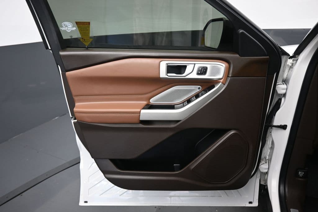 2021 Ford Explorer King Ranch, photo 9 of 81
