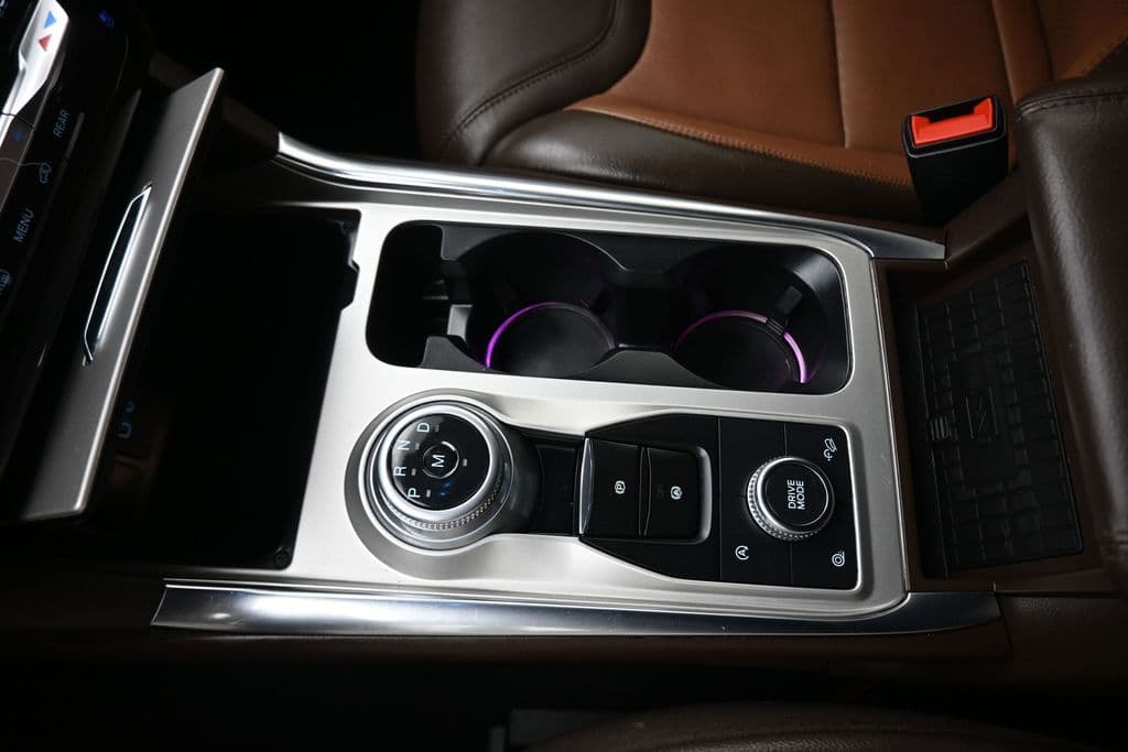 2021 Ford Explorer King Ranch, photo 26 of 81