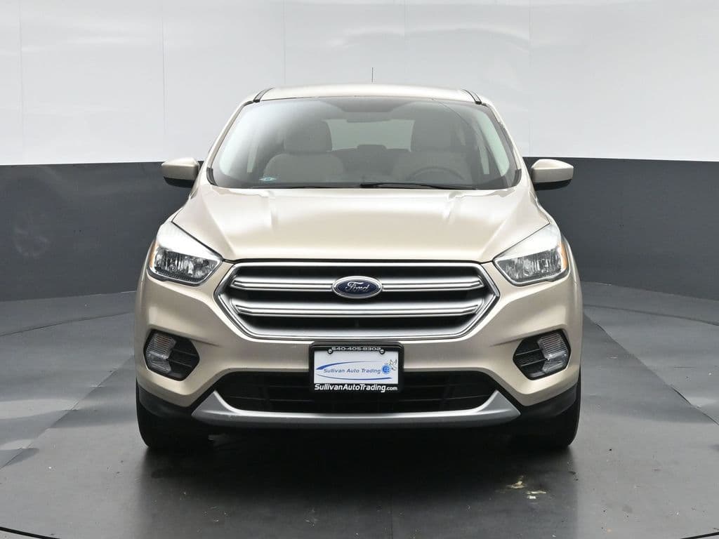 2017 Ford Escape SE, photo 2 of 59