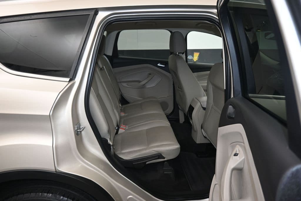 2017 Ford Escape SE, photo 37 of 59