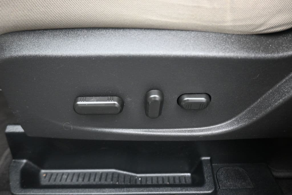 2017 Ford Escape SE, photo 12 of 59