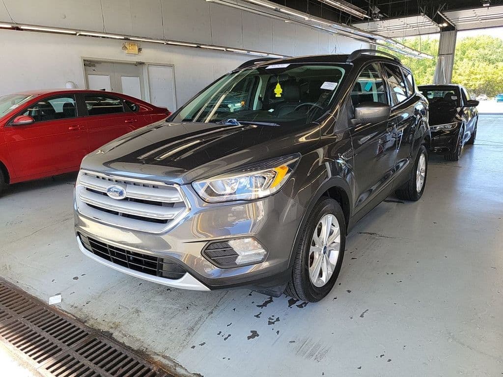 2019 Ford Escape SEL, photo 5 of 9